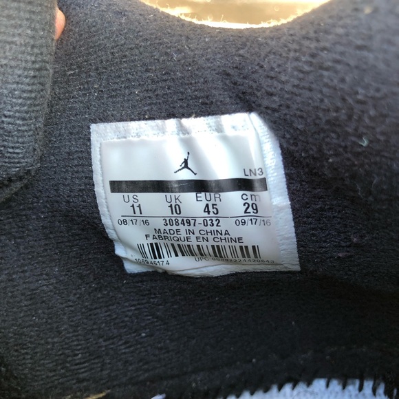 SOLD: Air Jordan Retro Royalty - Picture 5 of 11